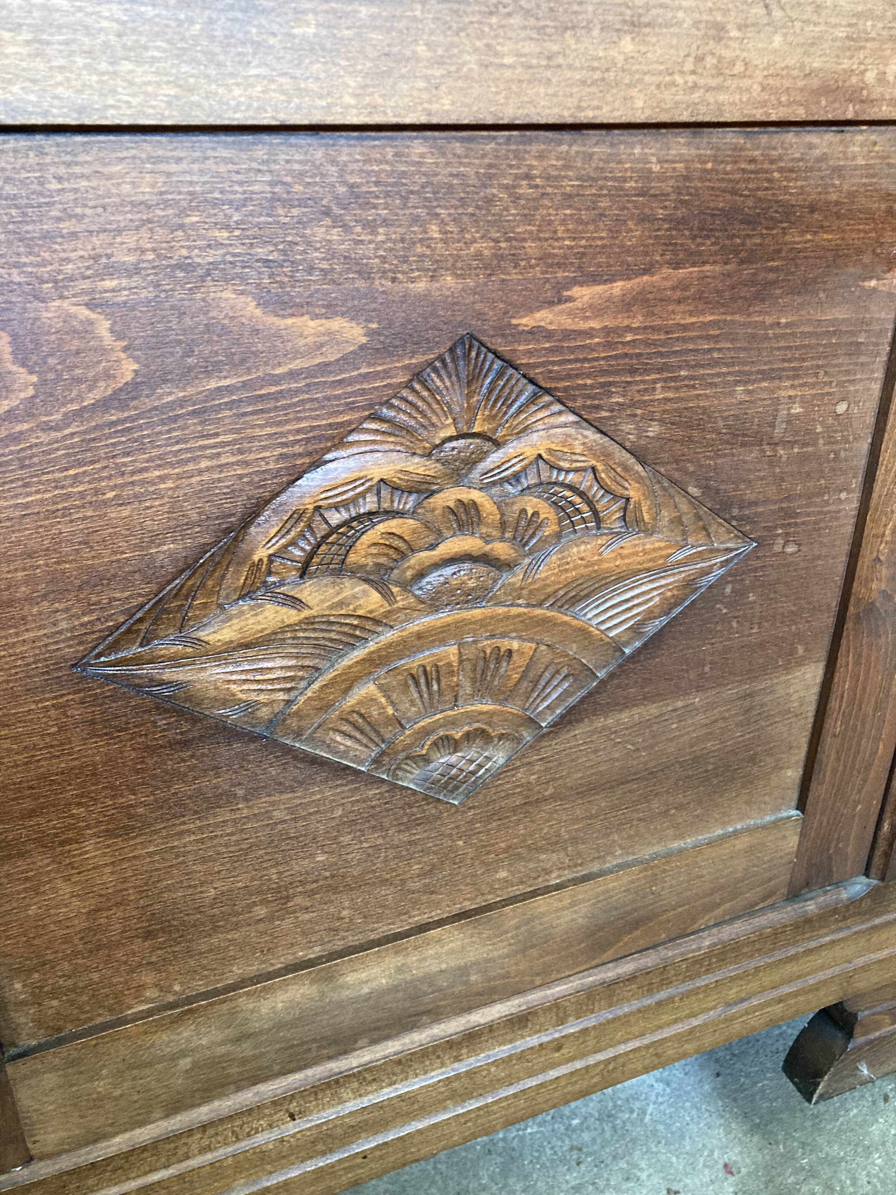 Small display cabinet