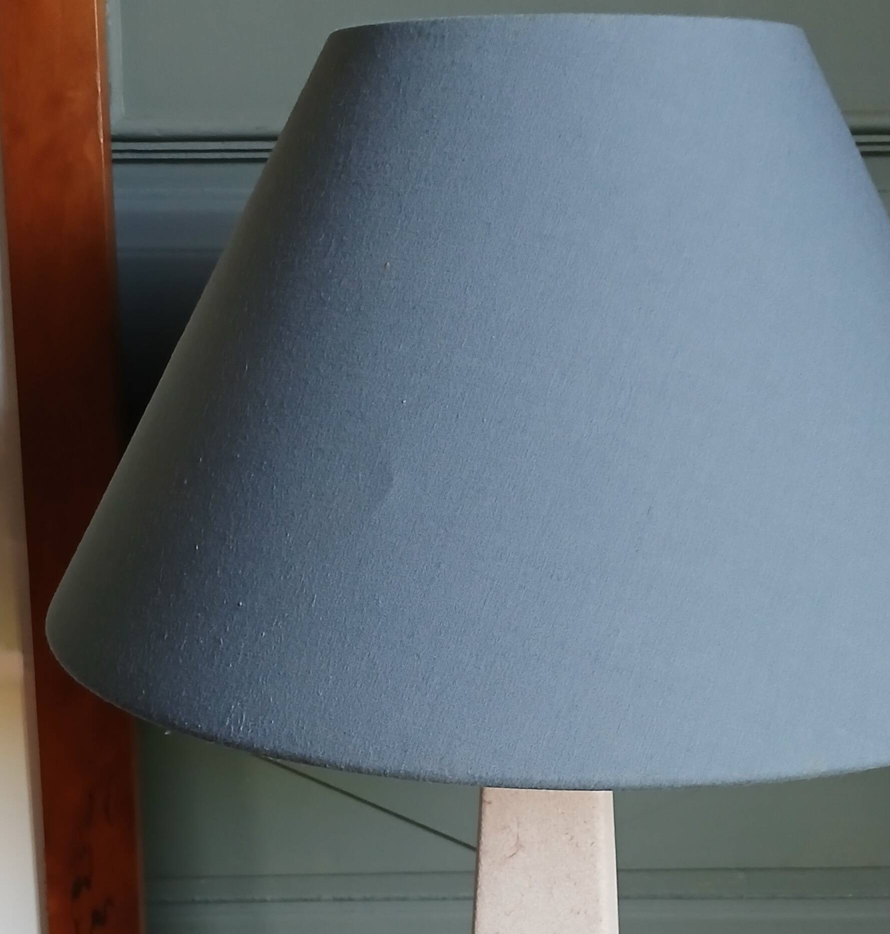 Obelisk lamp with stone effect & deep blue-grey shade, circa 1980.
