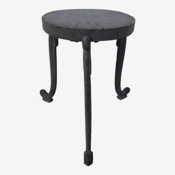 Art Nouveau stool on 3 cast iron legs