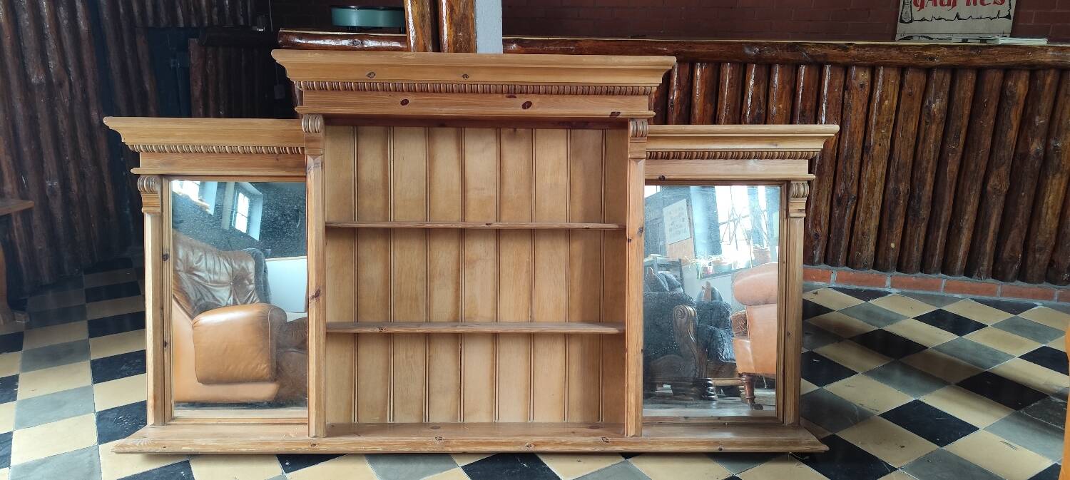 Antique pine glassware