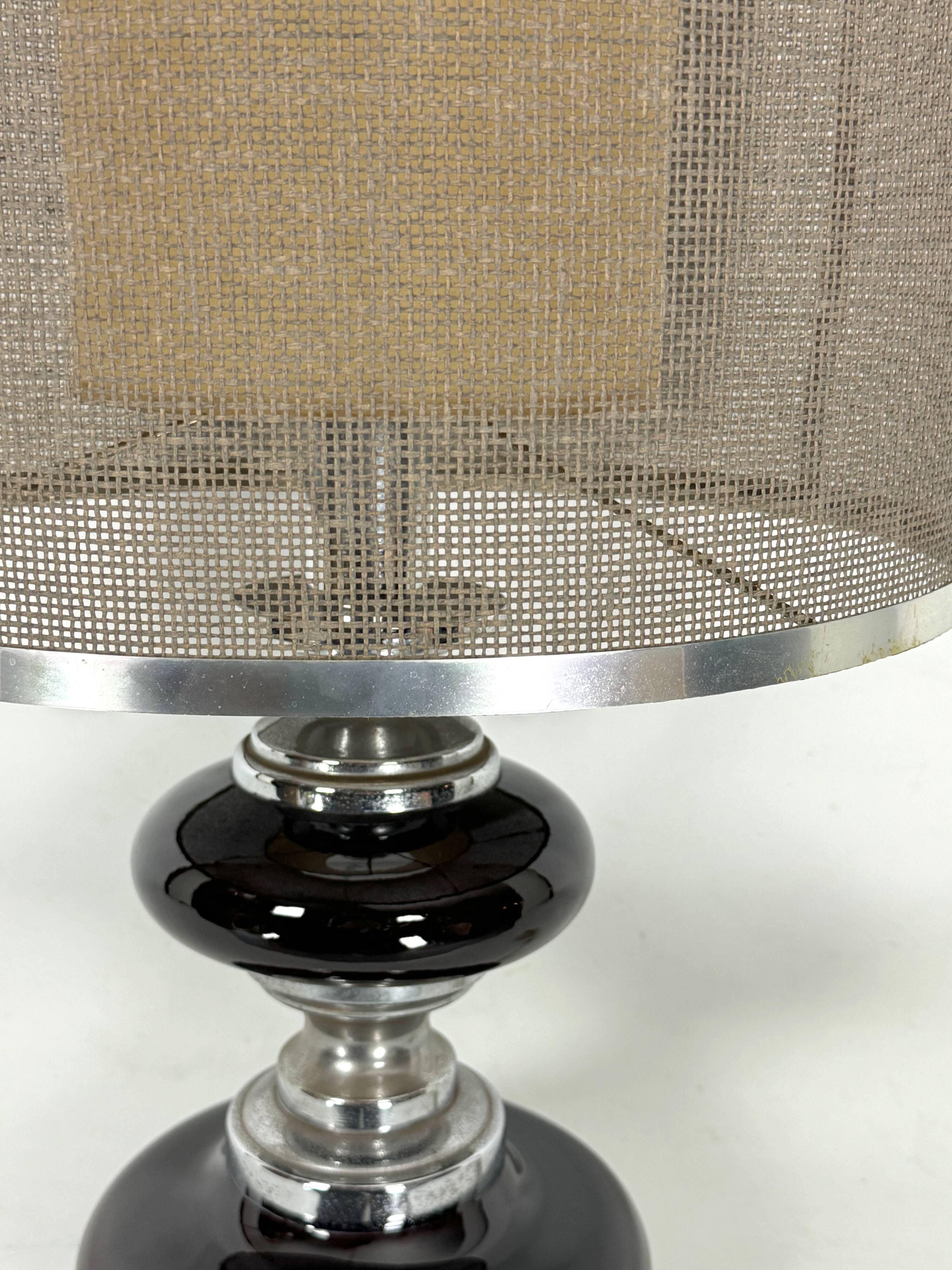 Space age Table lamp in chrome and lacquer. Italy 1970s