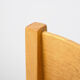 Chaise en bois avec accoudoirs