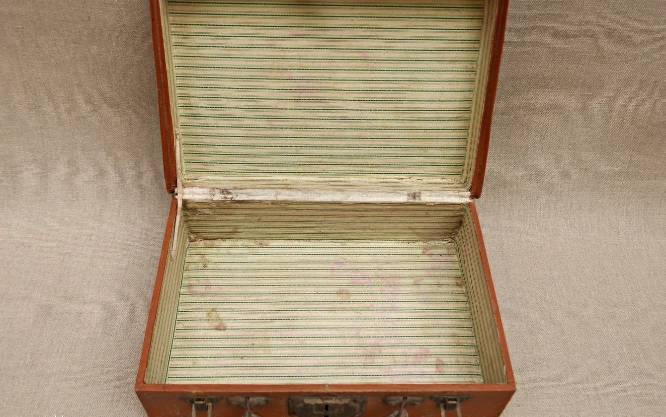 Cardboard suitcase