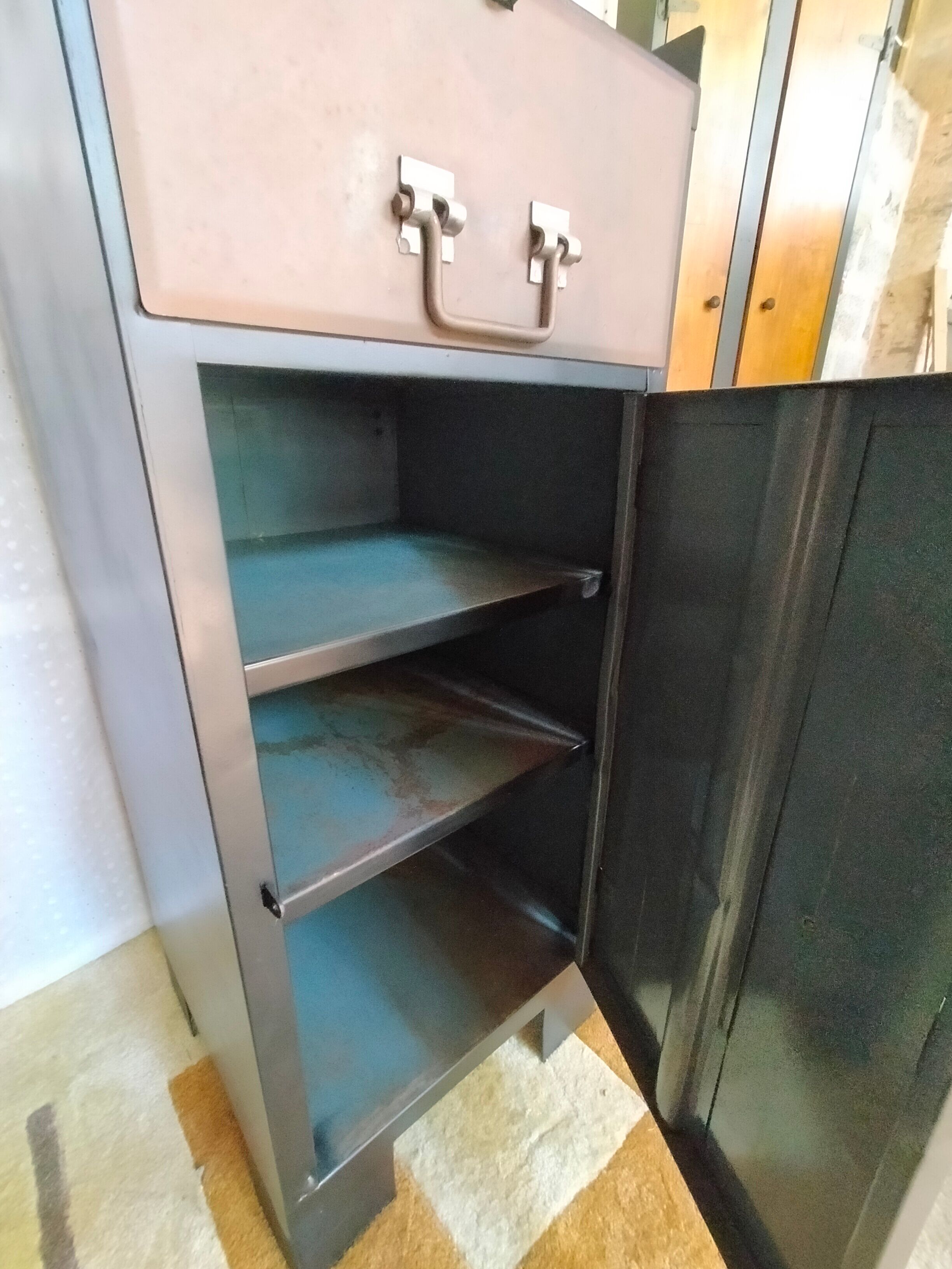 Trade furniture