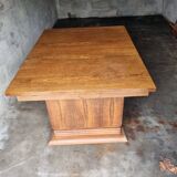 1920 Art Deco table