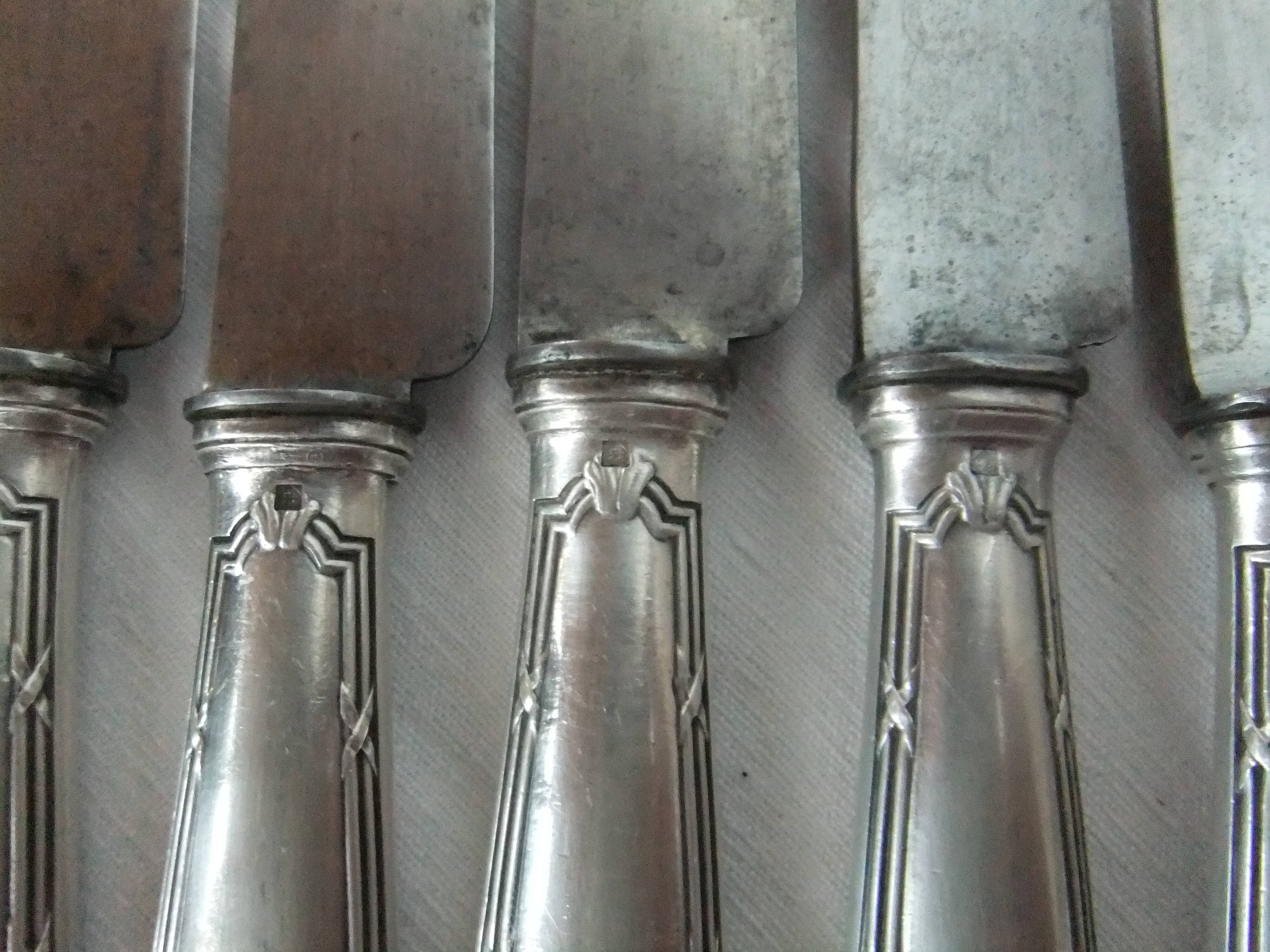 12 Christofle table knives Louis XVI bow ribbon Silver metal punch balance steel blade