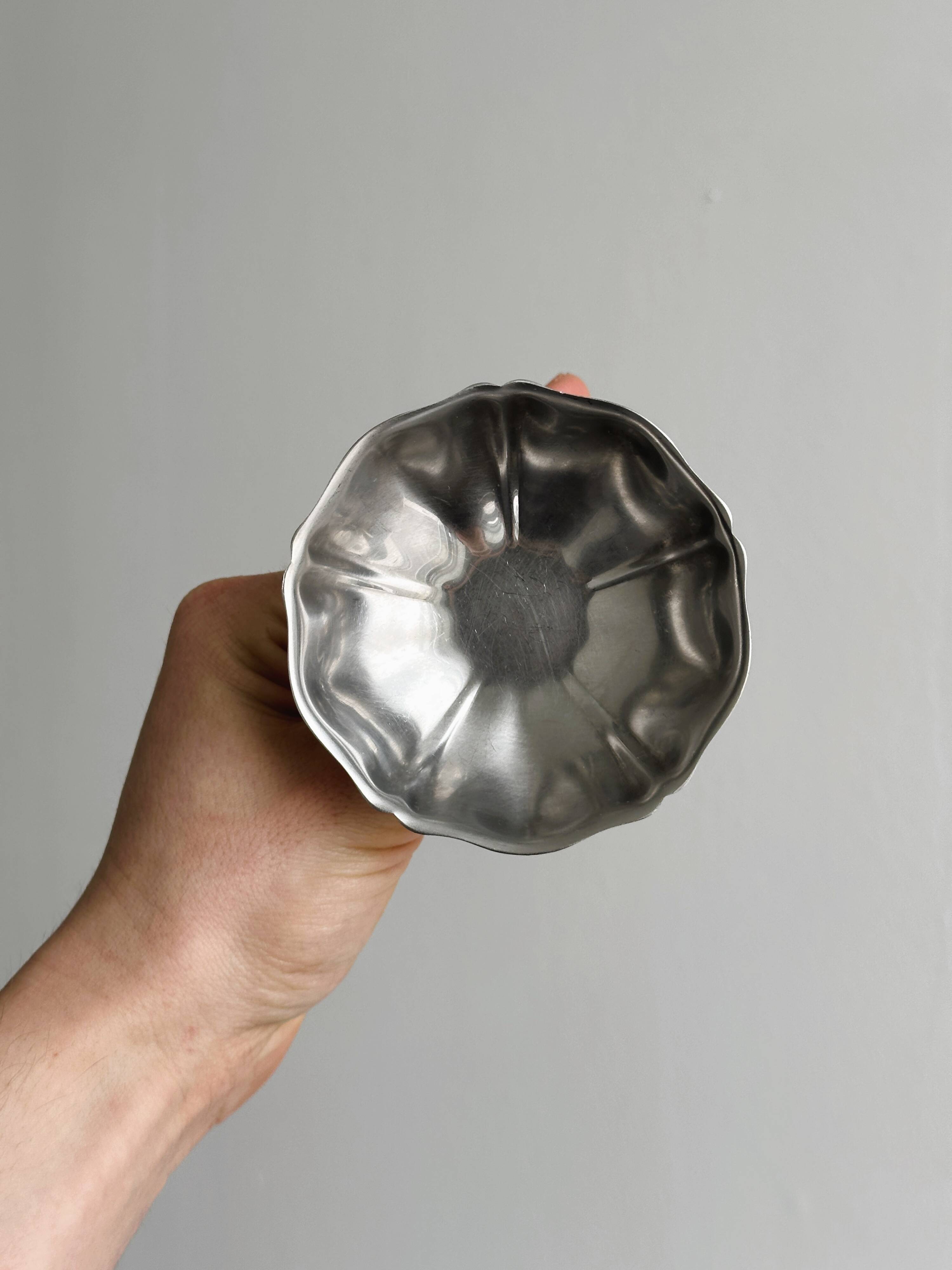 6 stainless steel cups