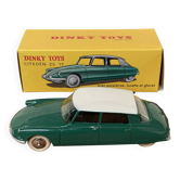 Citroën ds 19 dinky toys.