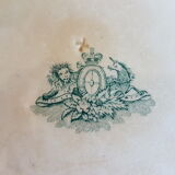 A plate made of earthenware decorated with flower crown