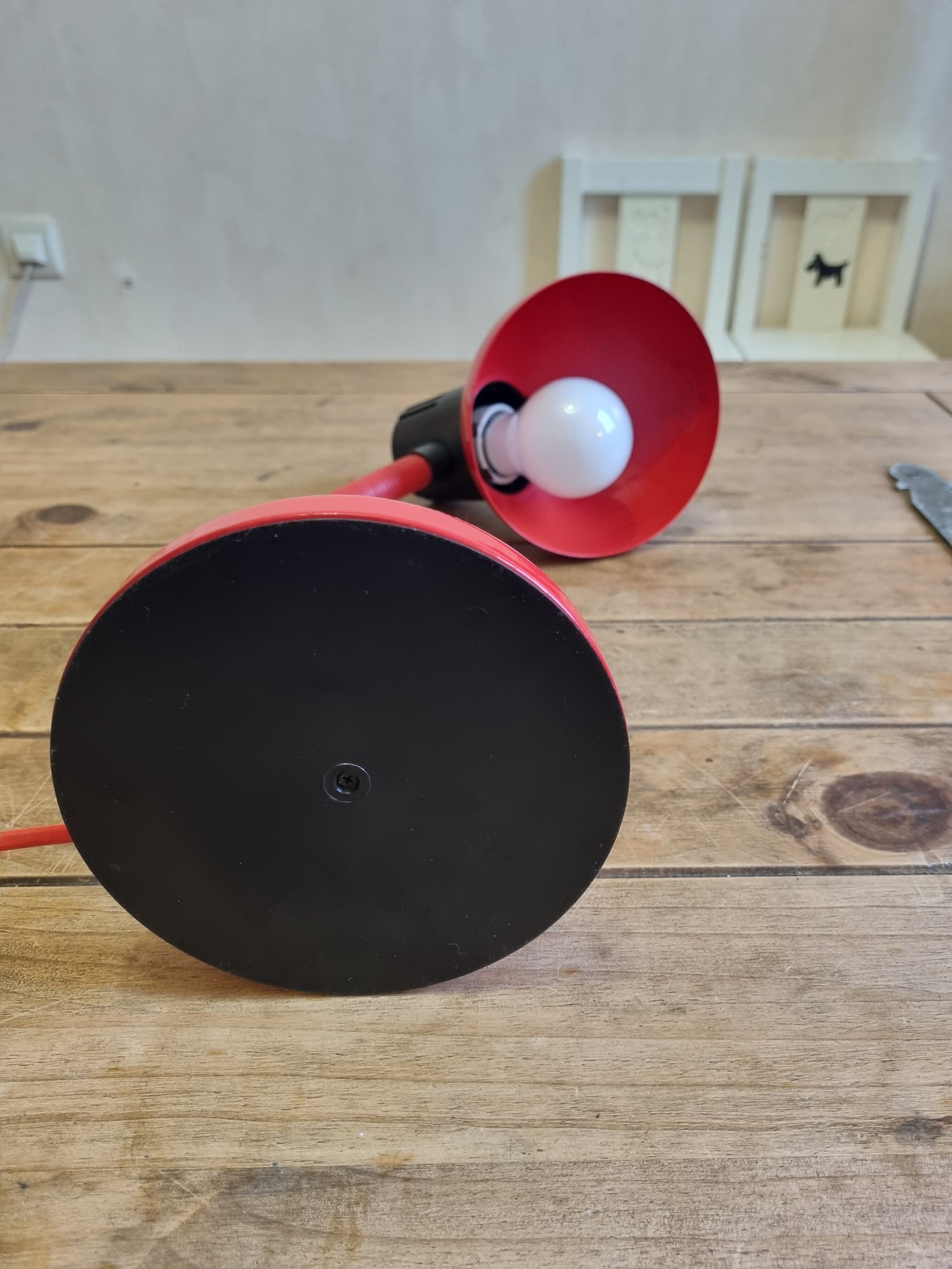 80s pop lamp Italian design