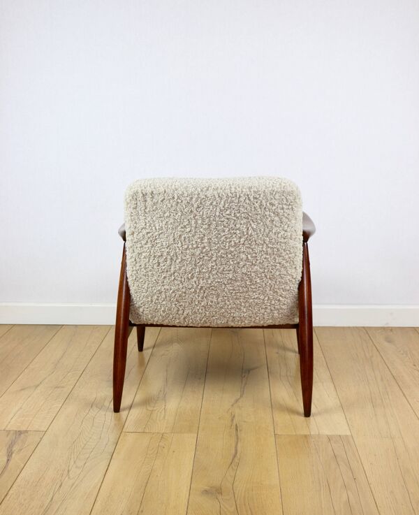 Fauteuil vintage GFM 300-202 design J.Kedziorek Loft années 70 en bouclée beige - 2 pièces disponibles