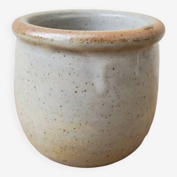 Old stoneware yogurt pot