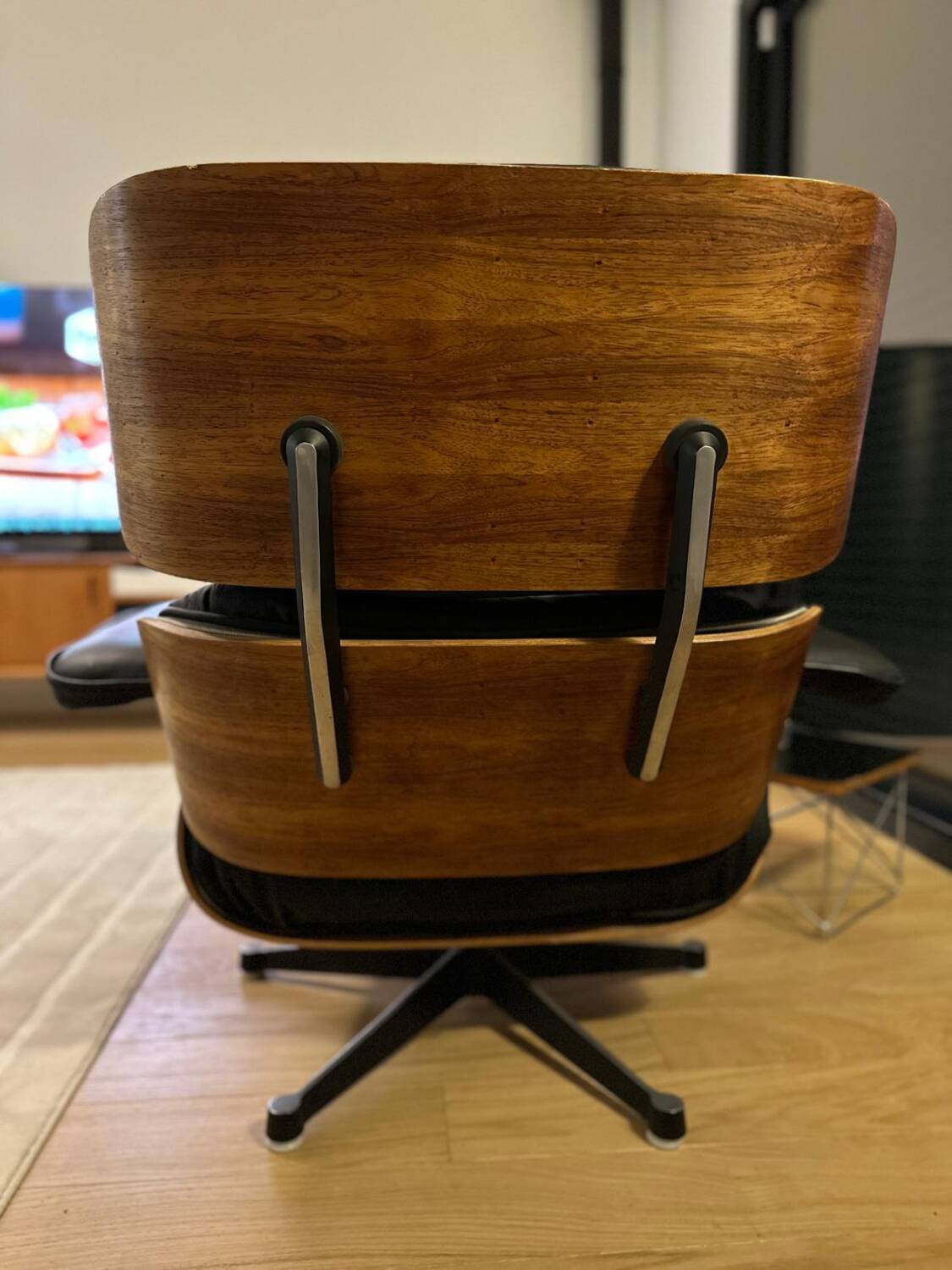 Lounge chair Eames international furniture