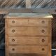 Commode vintage en bois massif brut