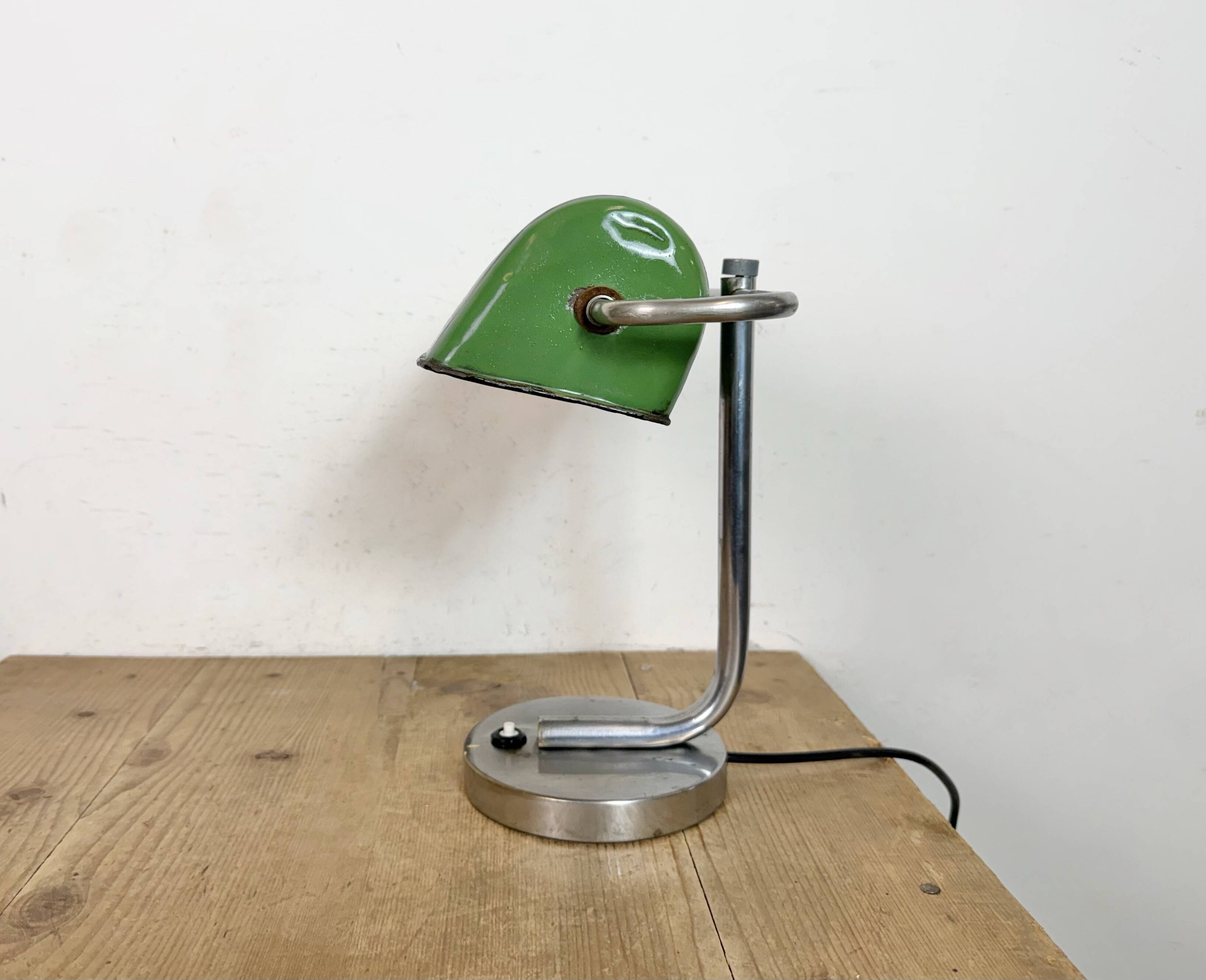 Vintage Green Enamel Banker Lamp, 1950s