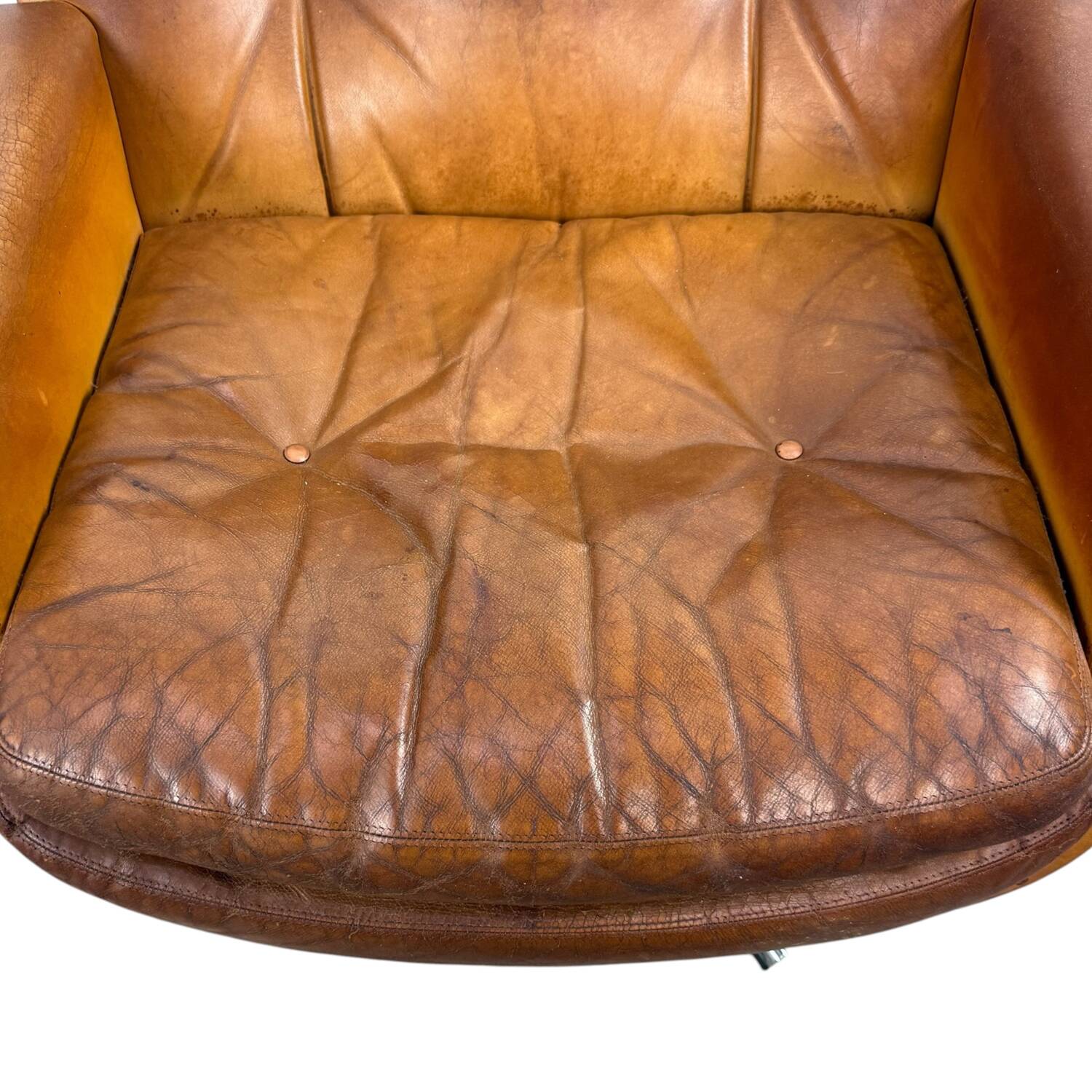 Paire de fauteuils pivotants vintage en cuir cognac par Eugen Schmidt