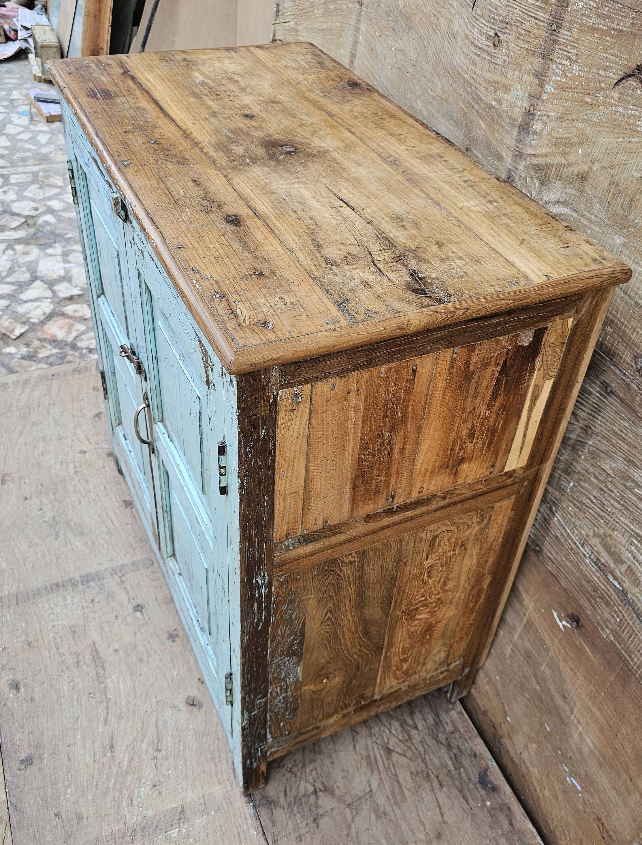 Ancien buffet en teck birman