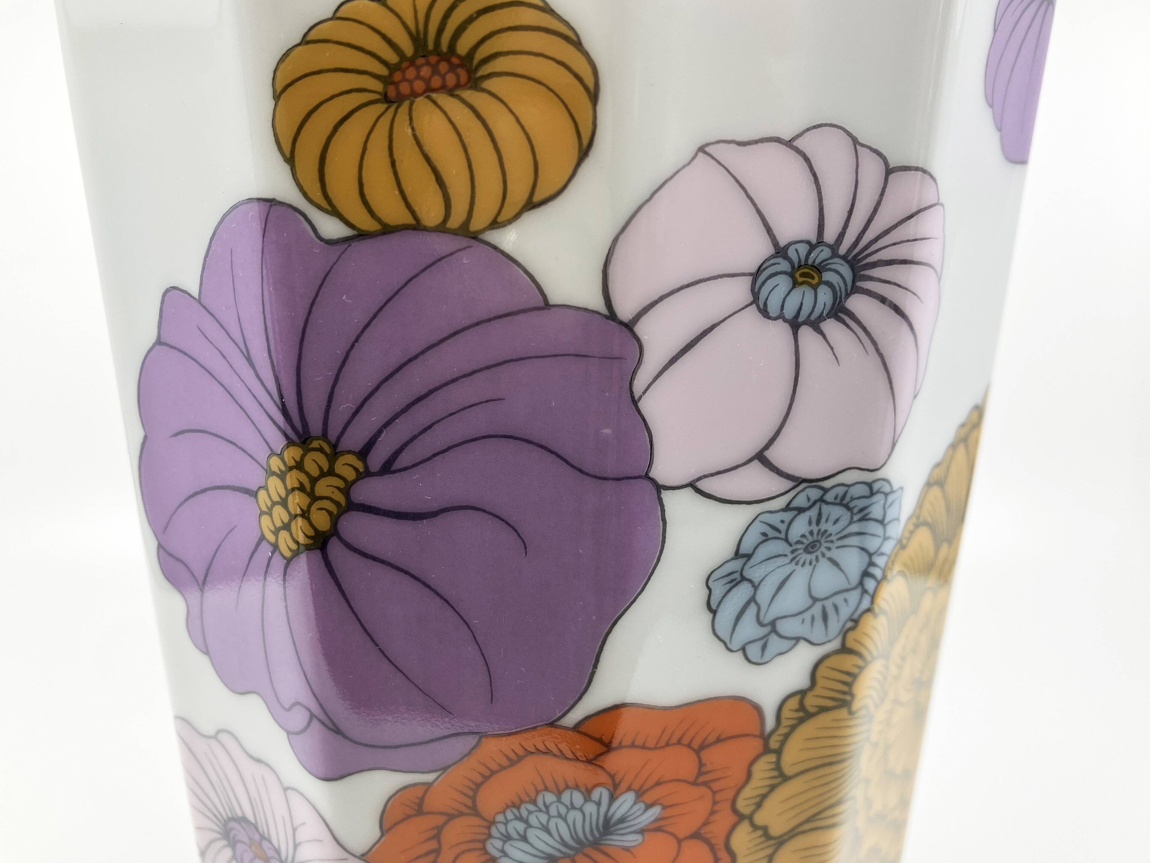 Large porcelain vase • Rosenthal • Tapio Wirkkala • Germany 1979