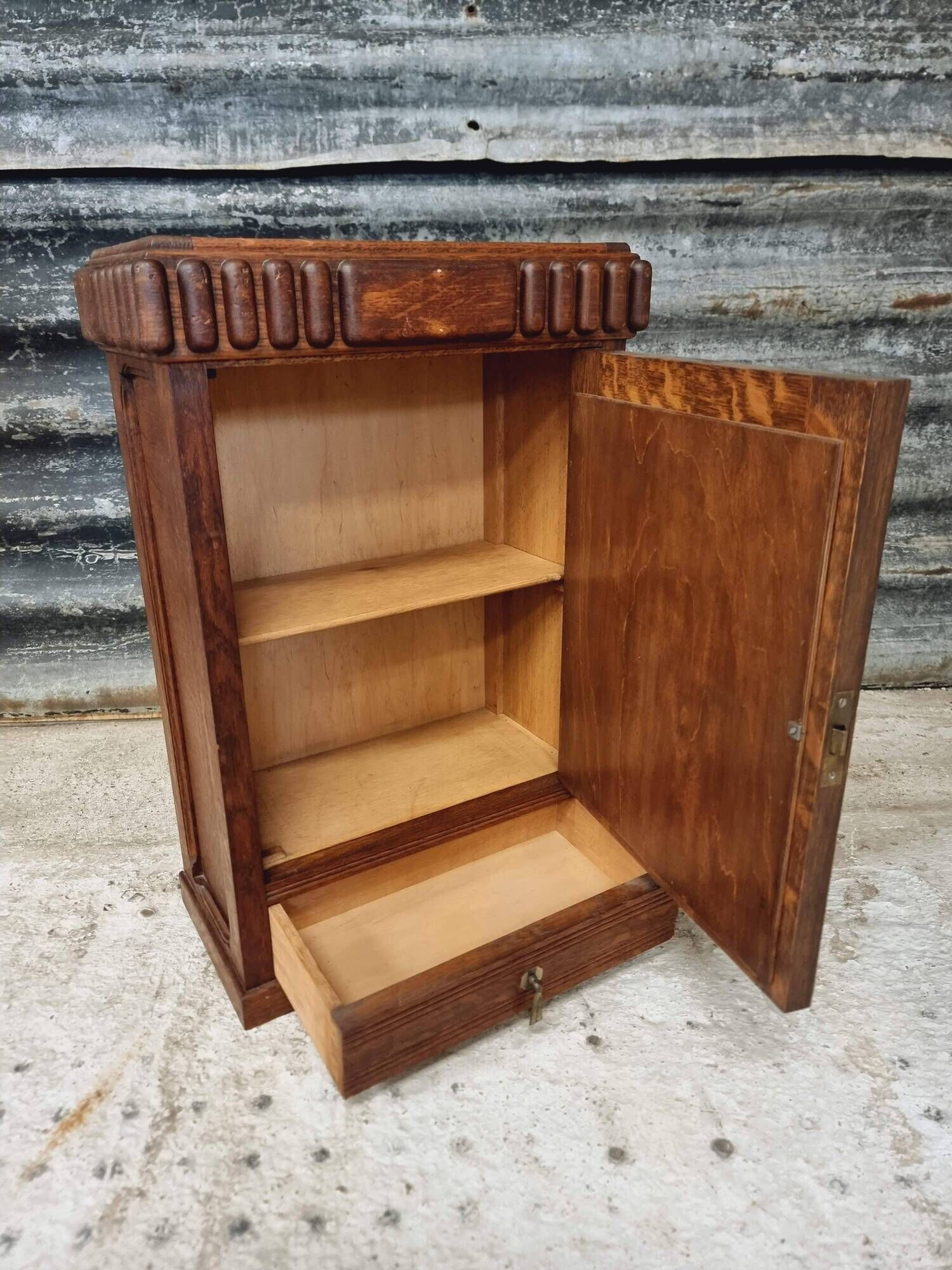 Antique medicine cabinet hanging cabinet Art Deco oak