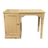 English desk in pine from the early 20th century.