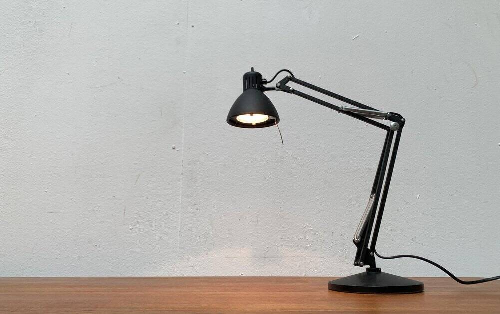 Postmodern Italian table lamp Mini Luxo style L-1