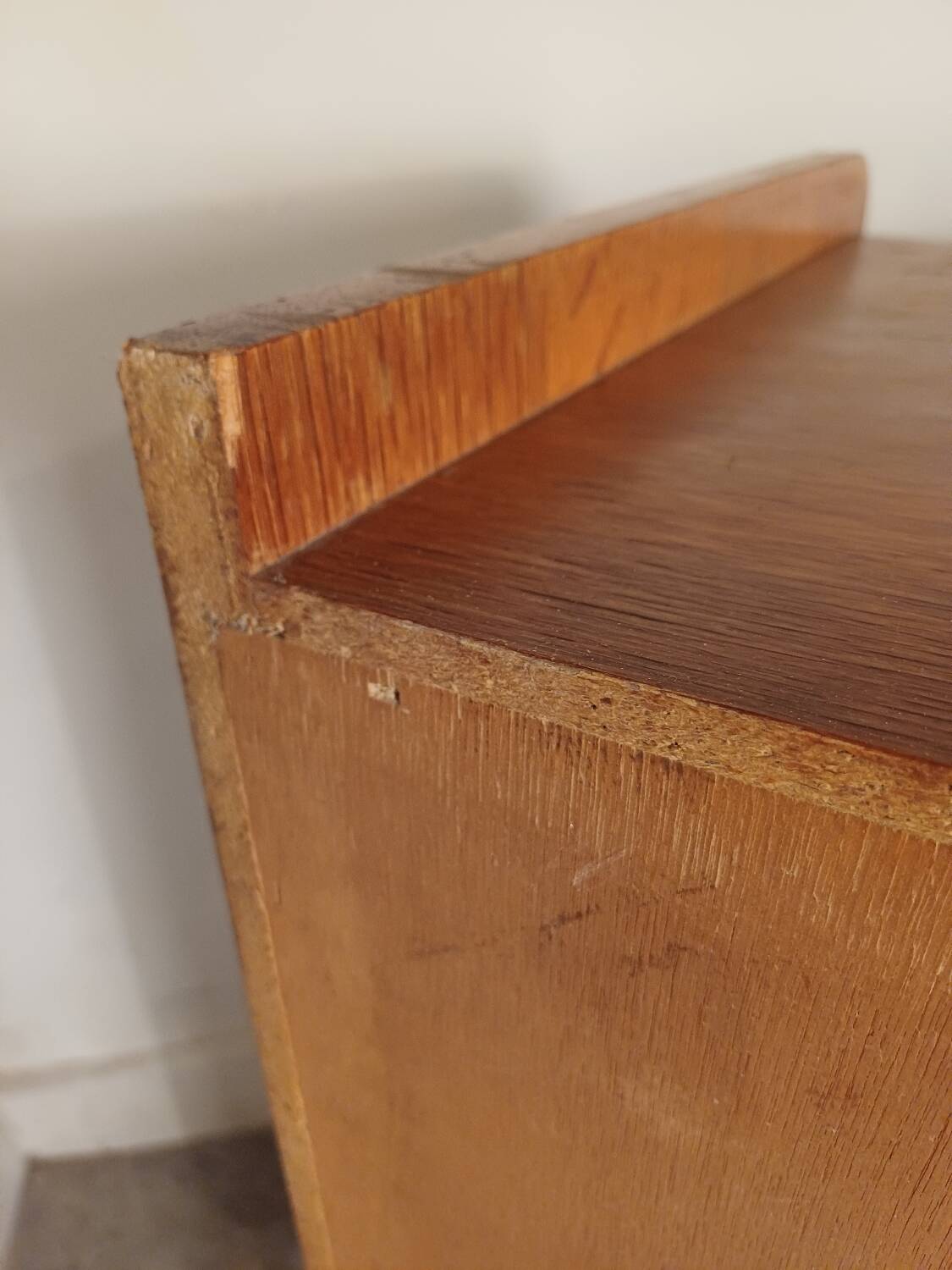 Vintage chest of drawers