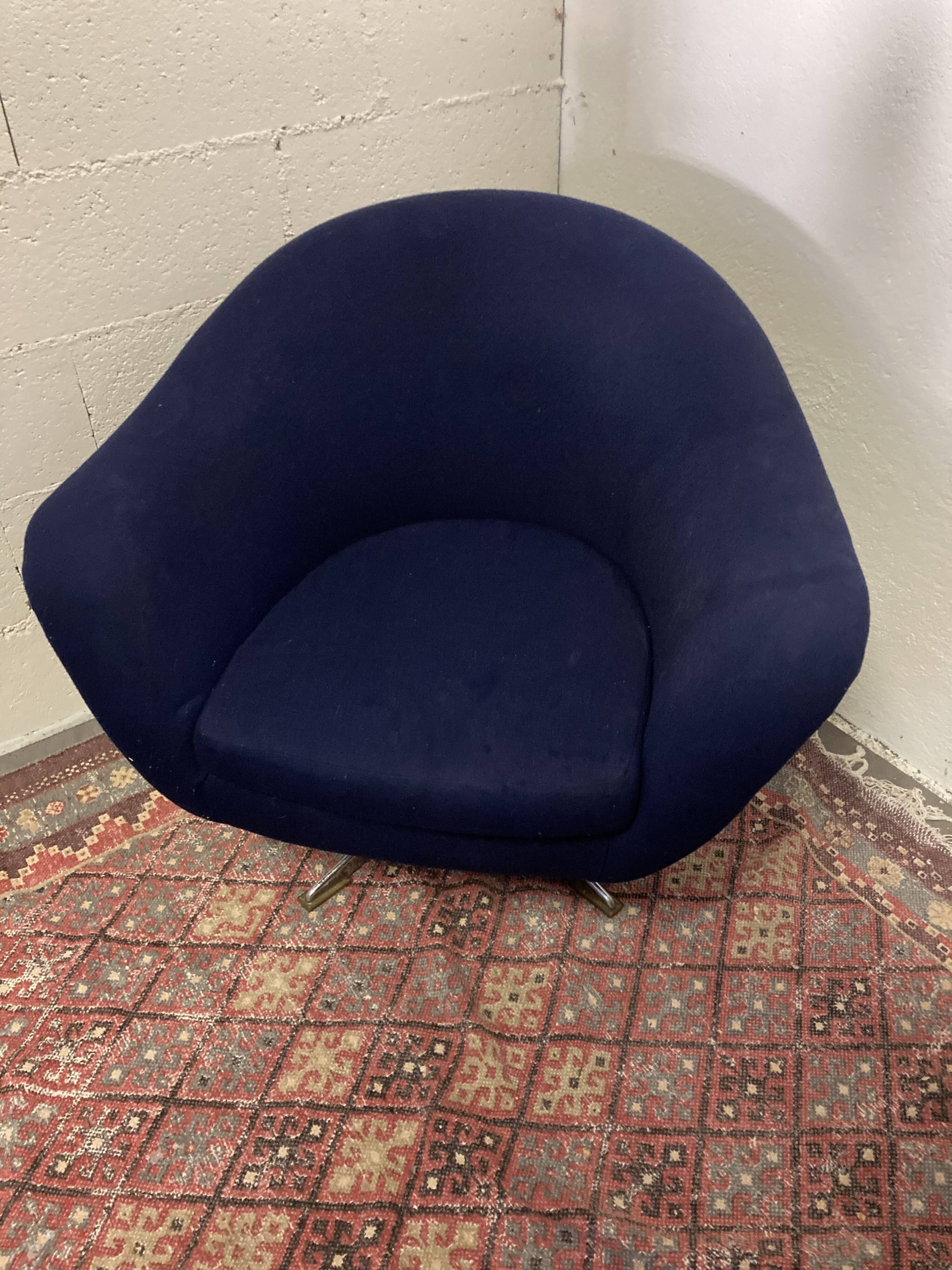 Hukla jet blue fabric swivel chair 60