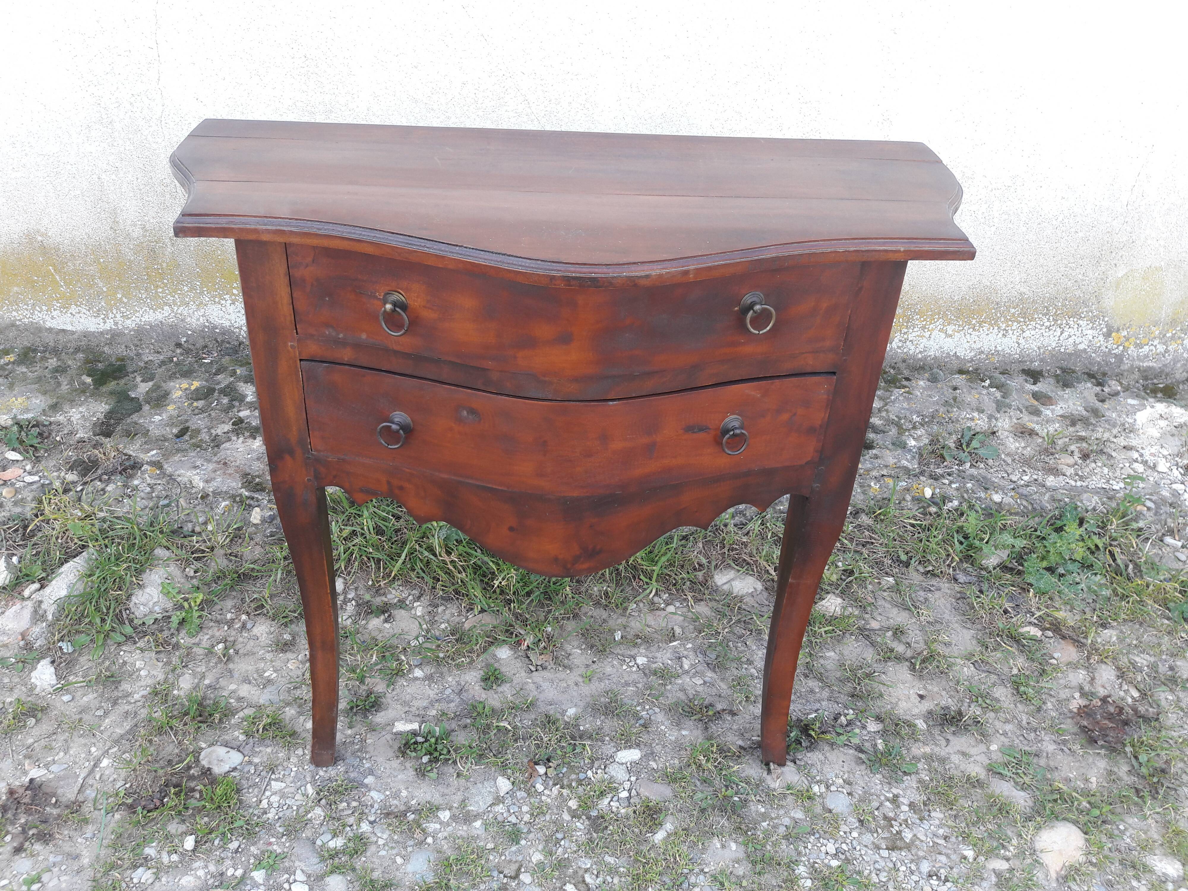 Acajou chest of drawers