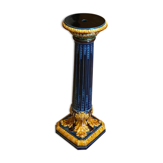 Saddler holder pot column pedestal in Earthenware of Sarreguemines early twentieth century