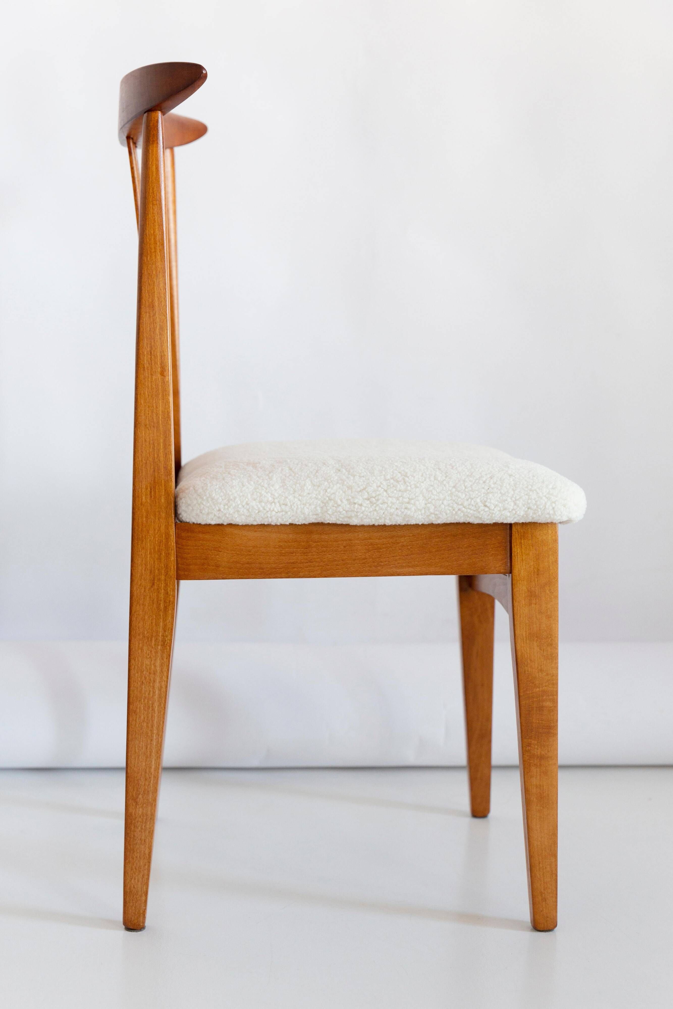 Light Bouclé Chair Mid-Century Modern, Design by M. Zielinski, Europe, 1960s