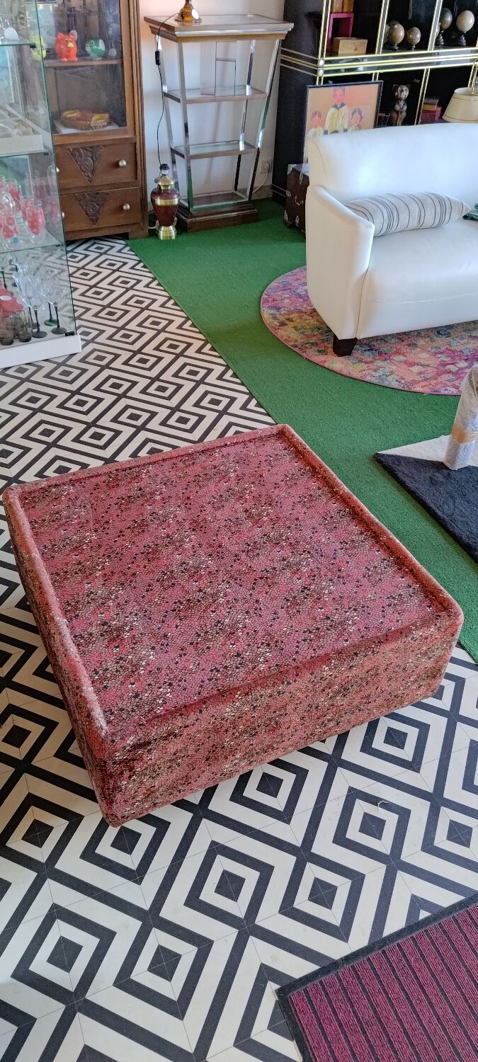 Steiner stingray coffee table