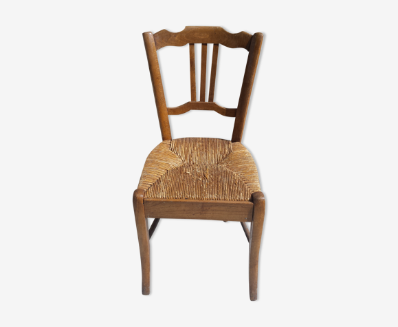 Chaise en bois et paille