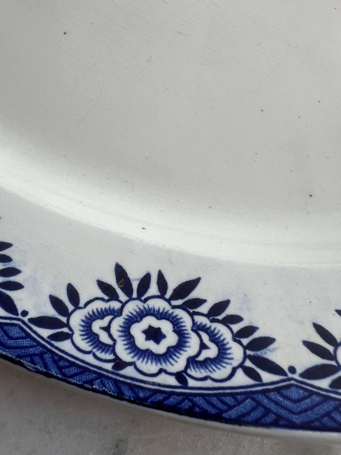 Capri Sarreguemines presentation dish