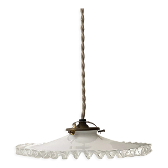 White opaline suspension