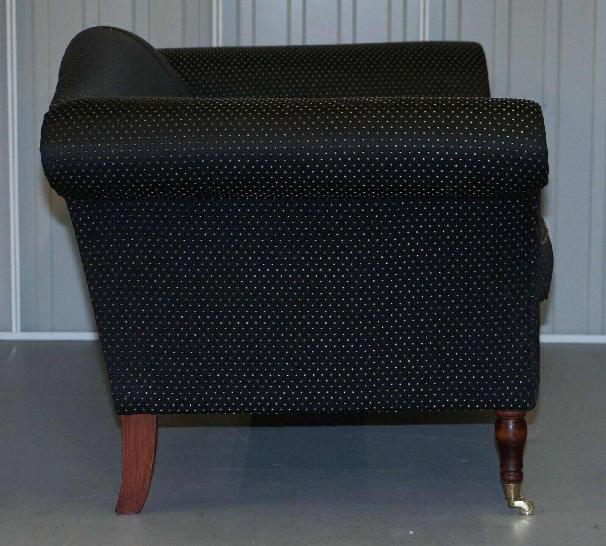 Canapé tapissé avec structure bois dur clair, style Art Déco
