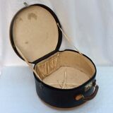 Old cardboard hat box with its handle dimension: height -22cm- diameter -44cm-
