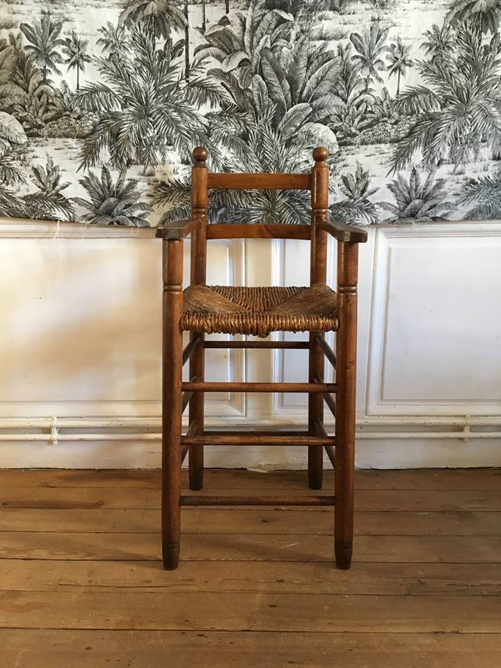 Chaise haute enfant bois massif vintage