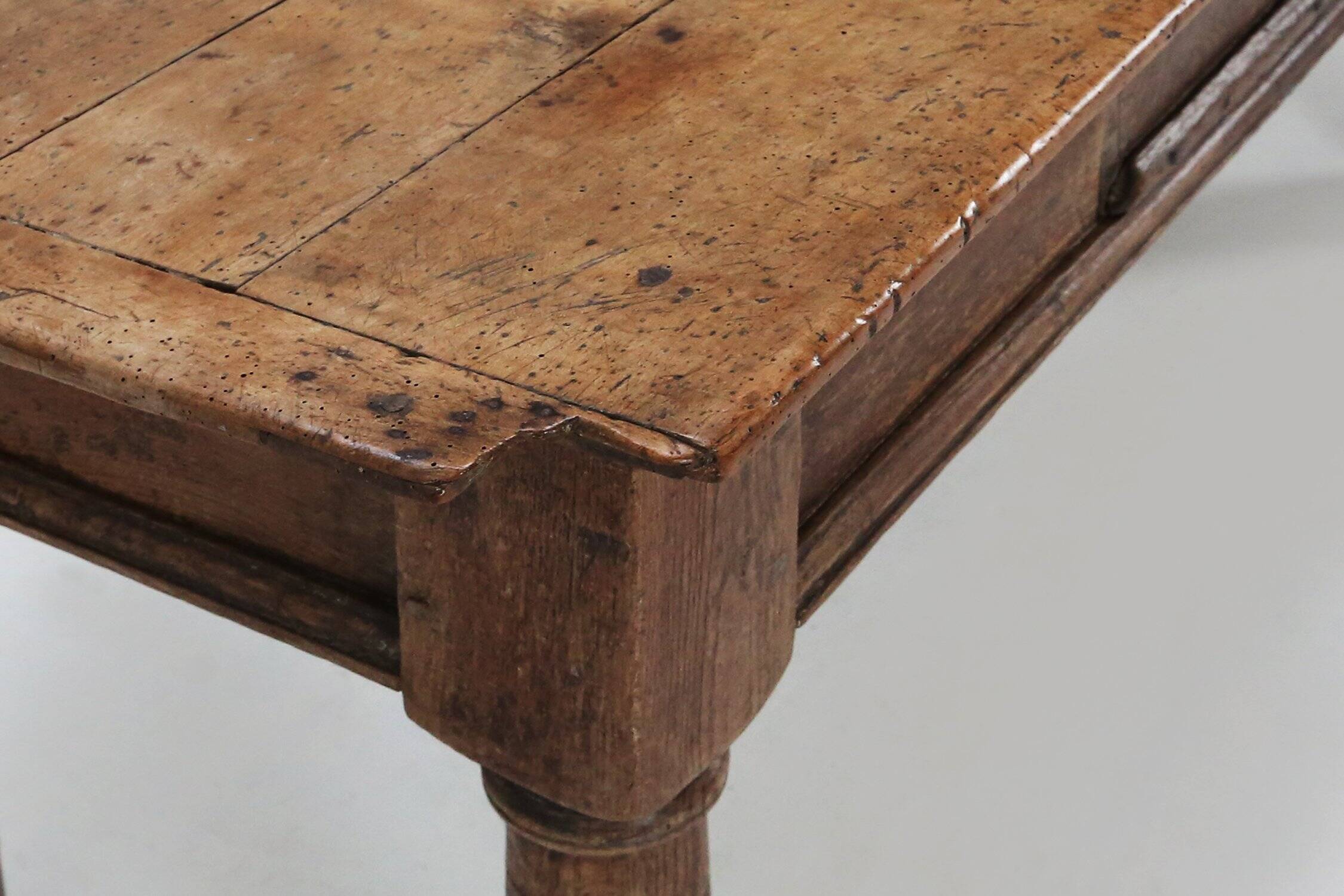 Belgian Antique oak console table with drawer, ca. 1740