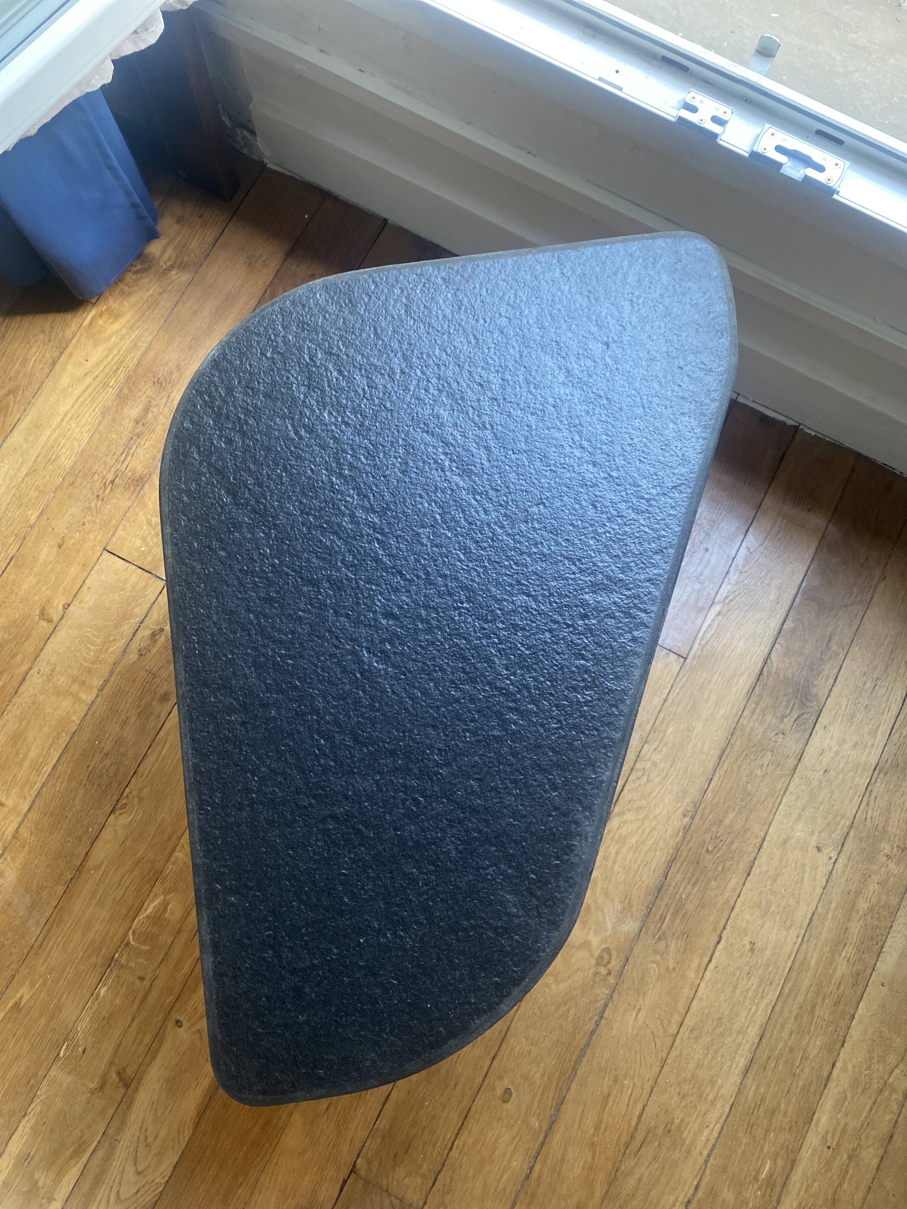 Coffee table / Bedside table