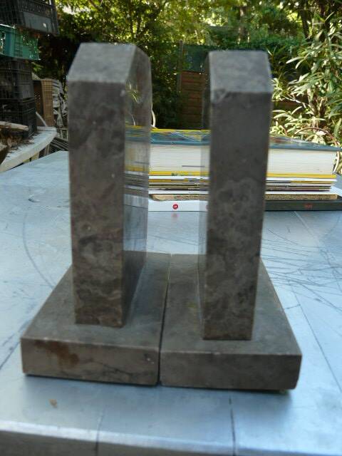 Paire de serre livres en marbre art déco