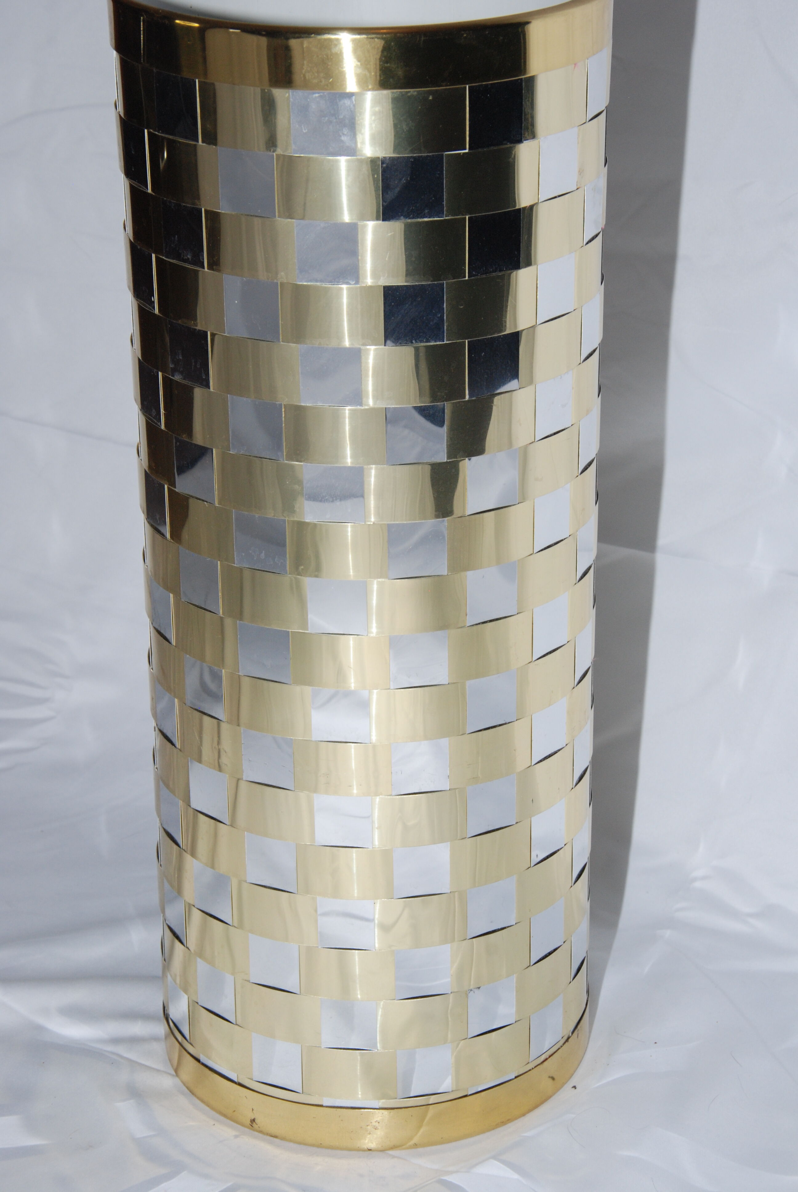 Umbrella Door Year 70