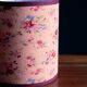 Abat-jour en lin fleuri dans le style Liberty
