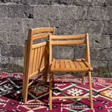 Pair of 80' folding chairs
