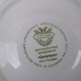 2 coffee cups with Villeroy saucer - Boch model Geranium diam 7 cm