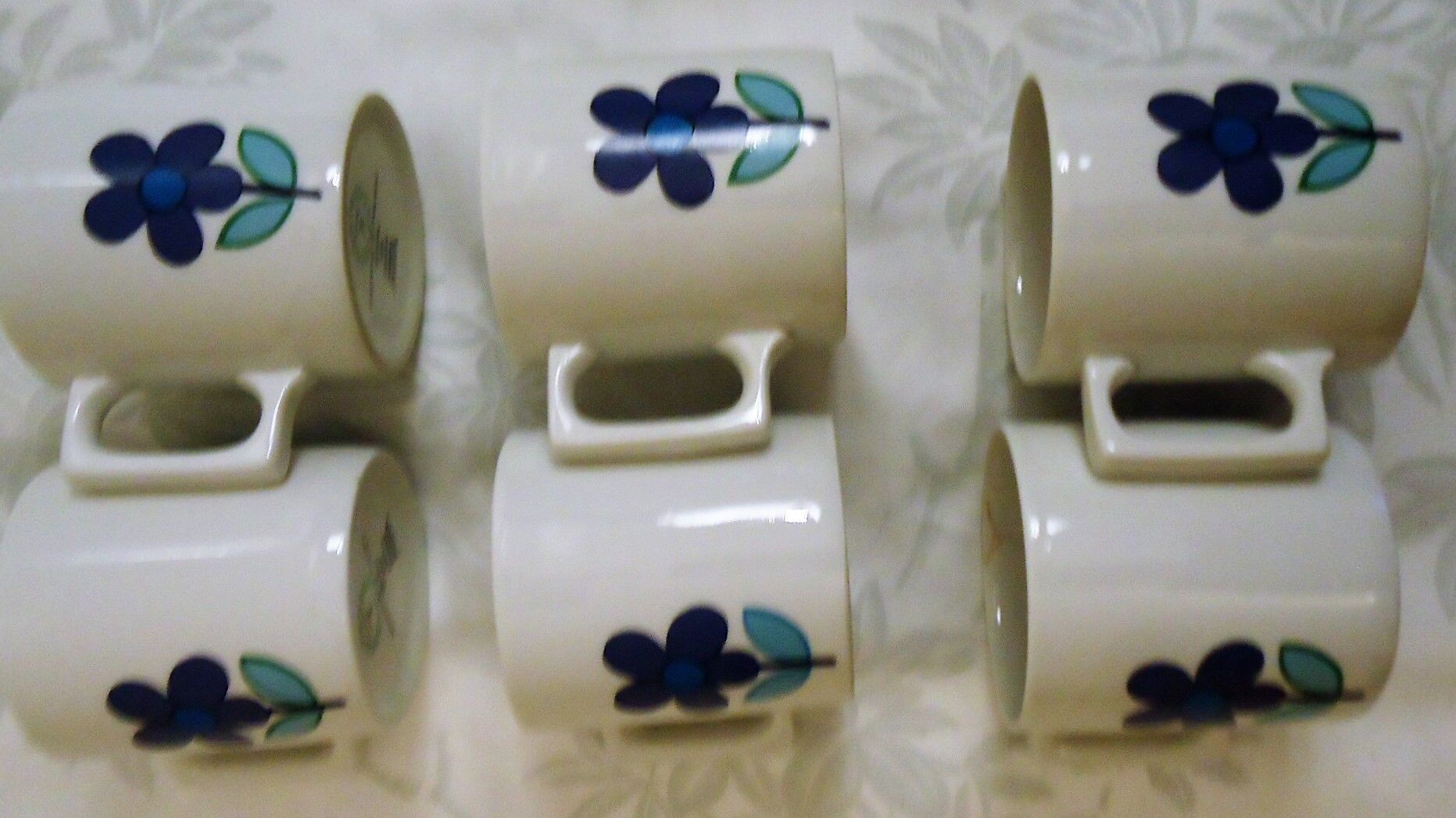 Set of 6 cups and 6 saucers vintage Louis lourioux