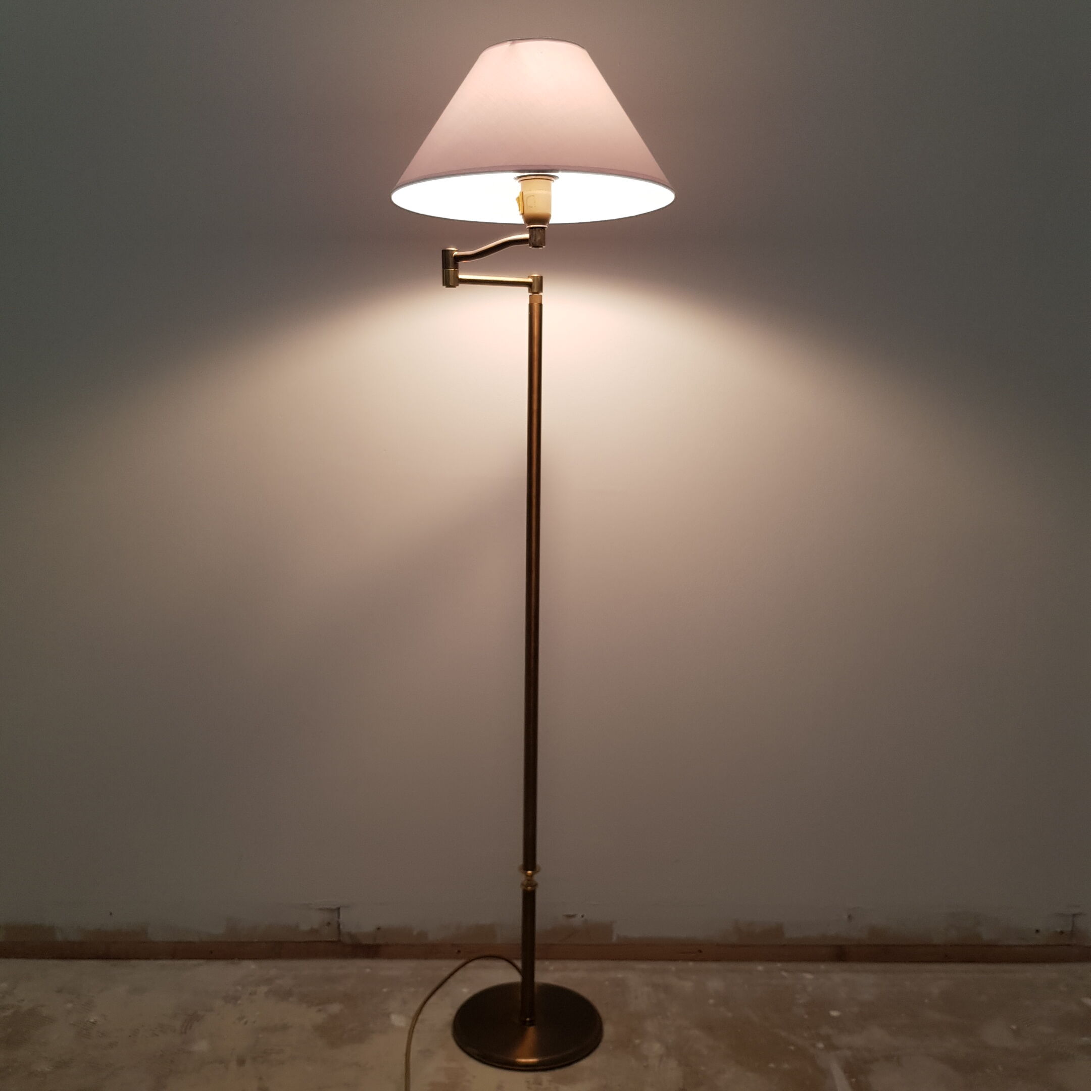Vintage brass reading light