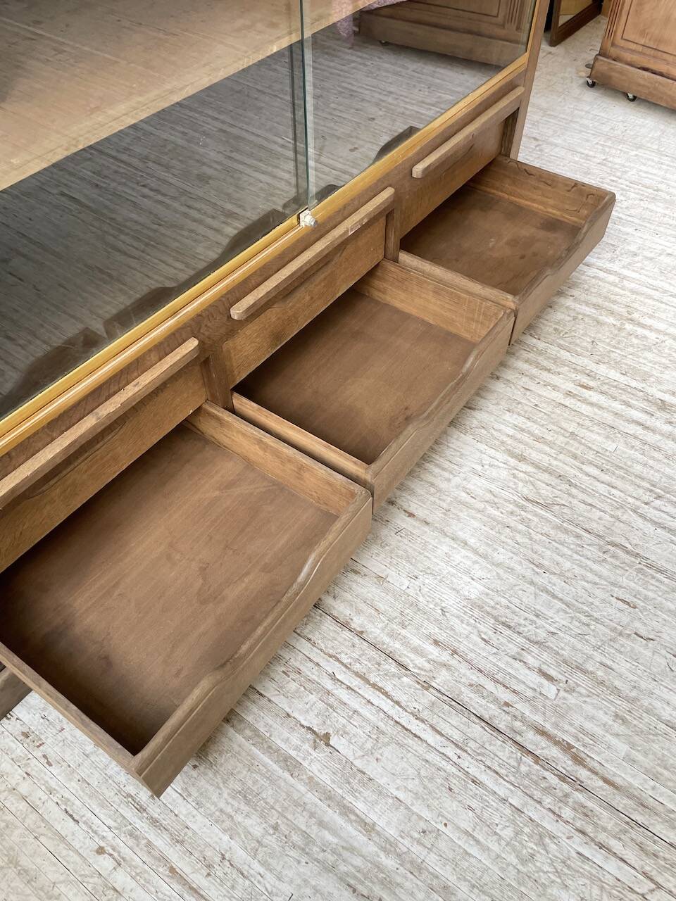 XXL oak display cabinet furniture