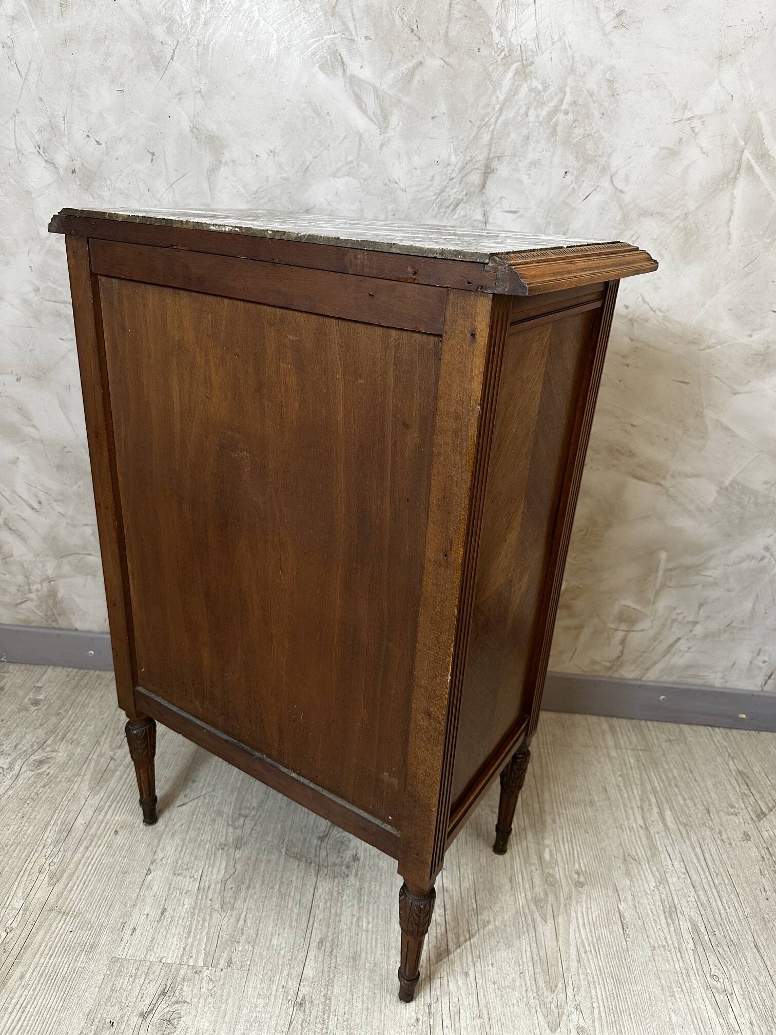 Chiffonnier en noyer