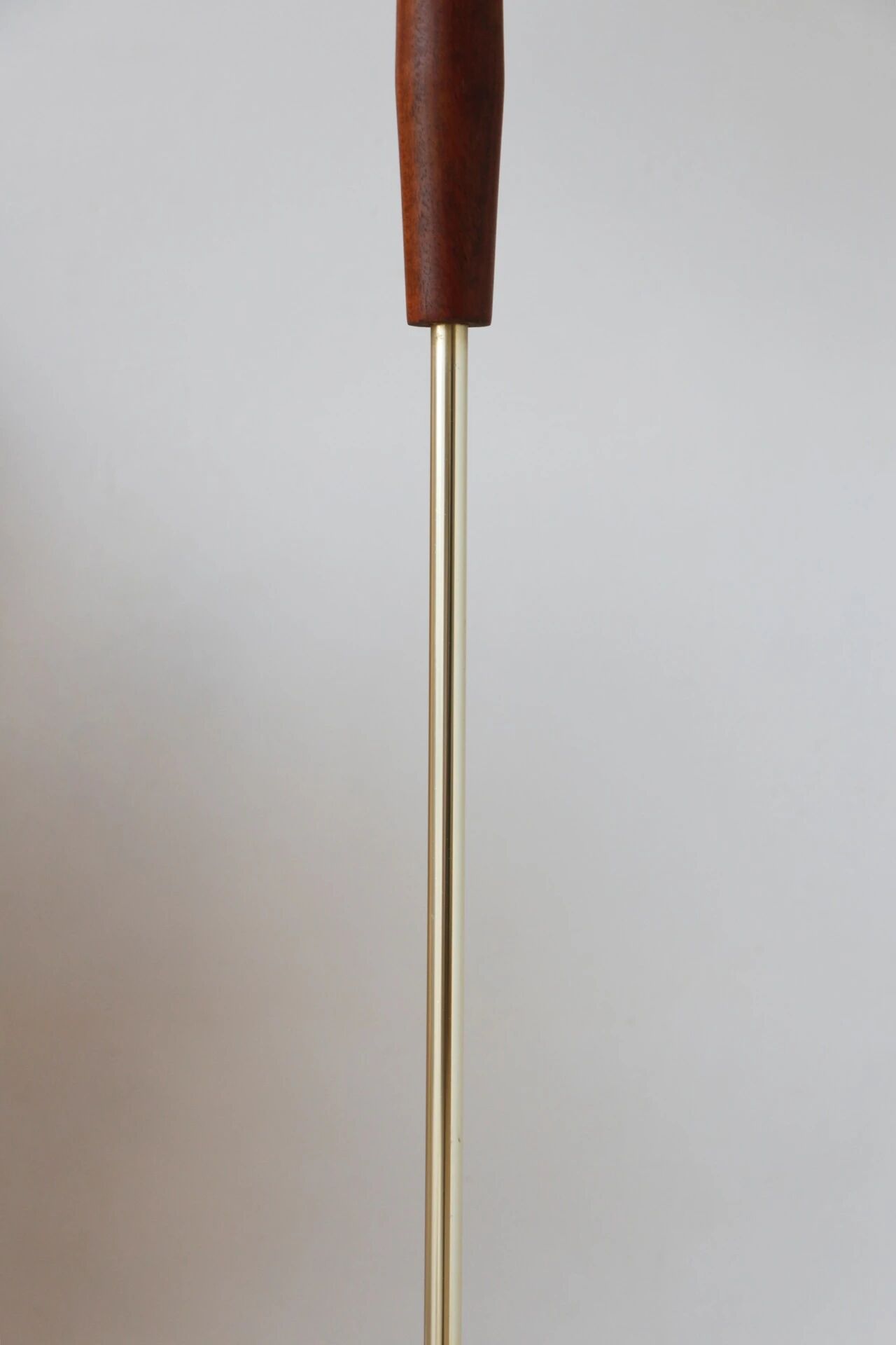 Vintage teak floor lamp from the 60s – renovated & chic design