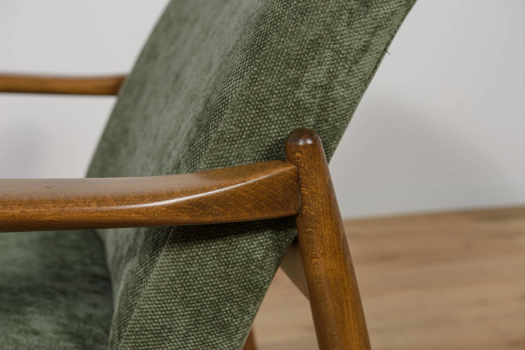 Mid-Century GFM-64 Armchair by Edmund Homa for Gościcińskie Furniture Factory, Poland